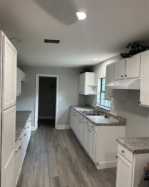 1st image of 507 Stone St