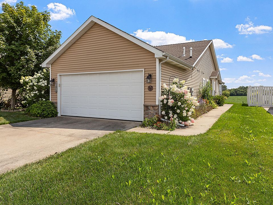 1st image of 10557 Maine Dr