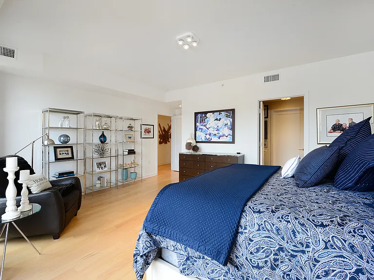 120 Park Ave #2 — Photo 25