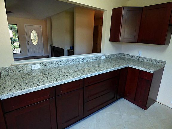 4th image of 4642 Sylvia Ln #89A