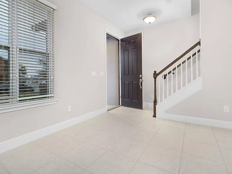 6537 Calamondin Dr — Photo 4