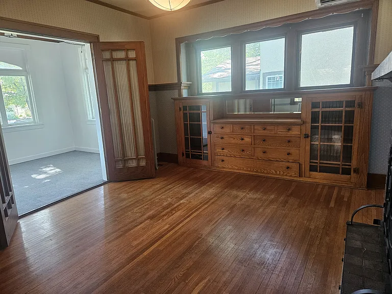 416 Hassan St SE — Photo 28