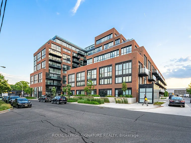 2300 Saint Clair Ave W #815 — Photo 1