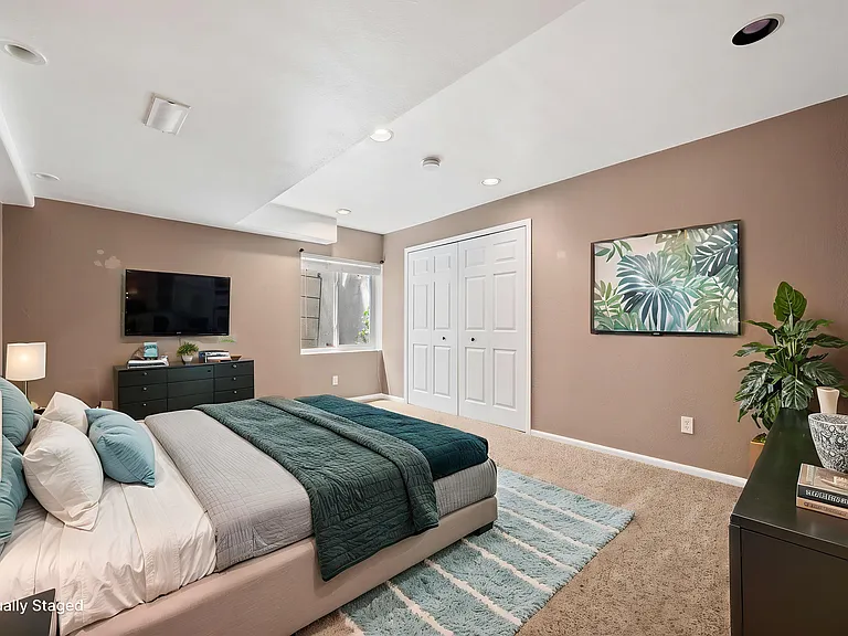 4440 W 63rd Pl — Photo 20