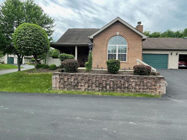 1429 Greenbriar Ct