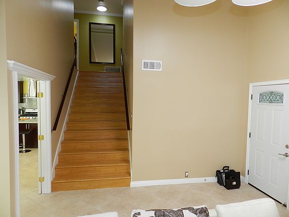 3rd image of 1895 Brooktree Ct