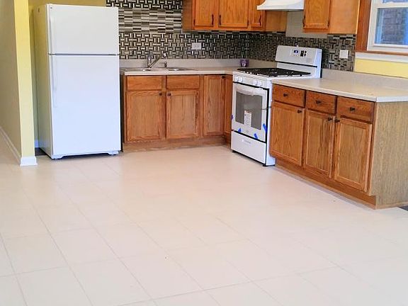 3rd image of 1545 N 43rd Ave #1