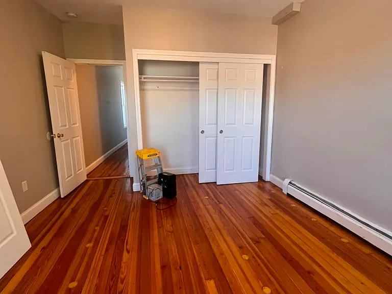 264-2A Lawrence St #3 — Photo 5