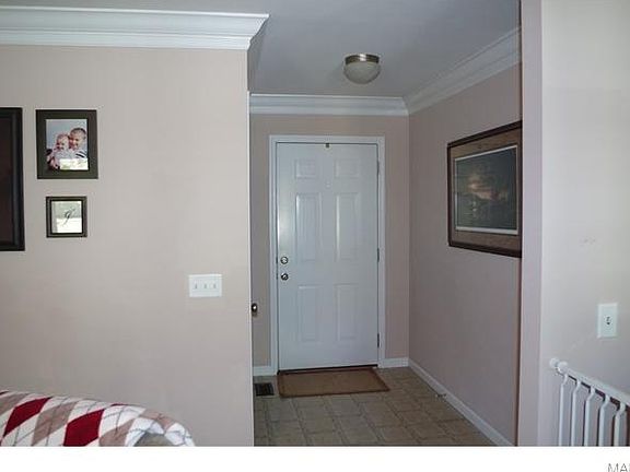 4th image of 27 Bucktail Dr