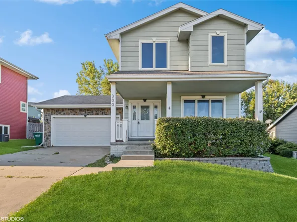 300 W Maple St, Runnells, IA 50237