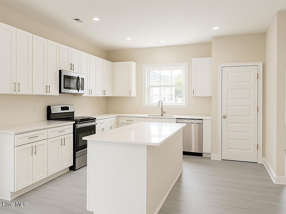 2nd image of 463 Fowler Manning Road