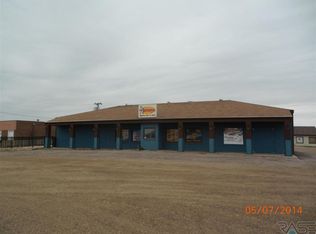 235 S Highland Ave, Madison, SD 57042