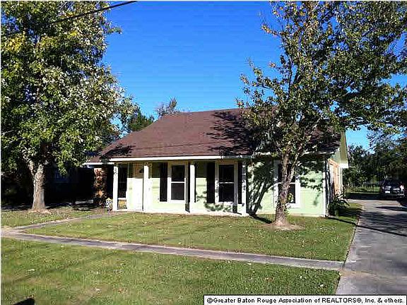 3rd image of 3326 Cedar St