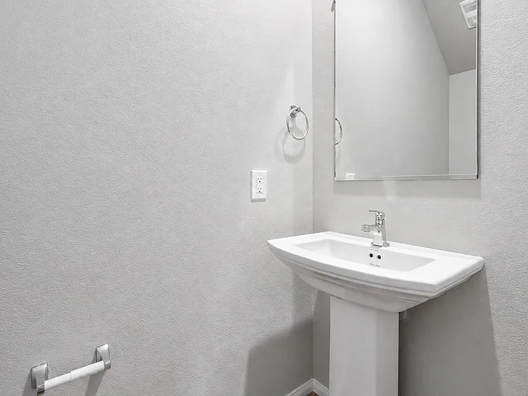 13549 Sauger Ct — Photo 25