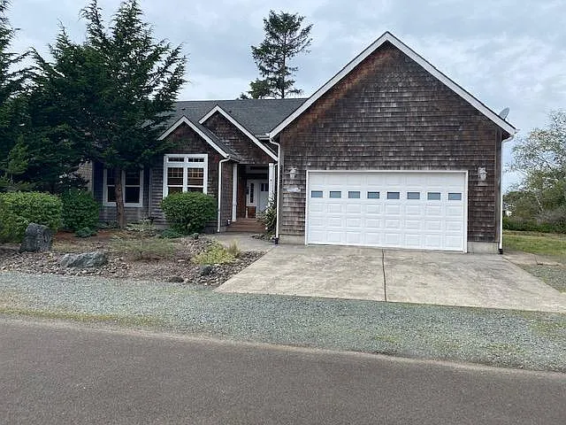 26550 Kittiwake Dr