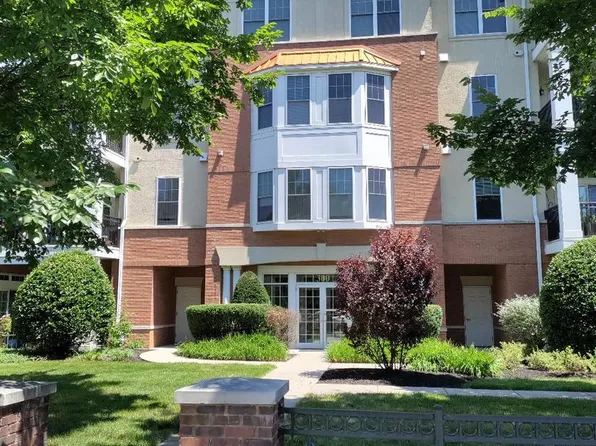 324 Plaza Grande Cherry #324, Cherry Hill, NJ 08002