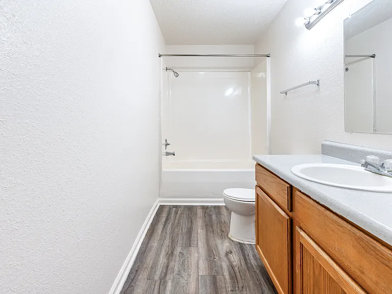 Camellia Trace Apartments — Photo 34