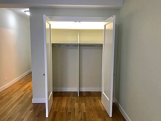 5th image of 400 E 57th St APT 7Q