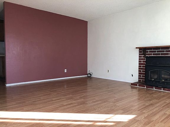 2nd image of 4982 Windermere Dr