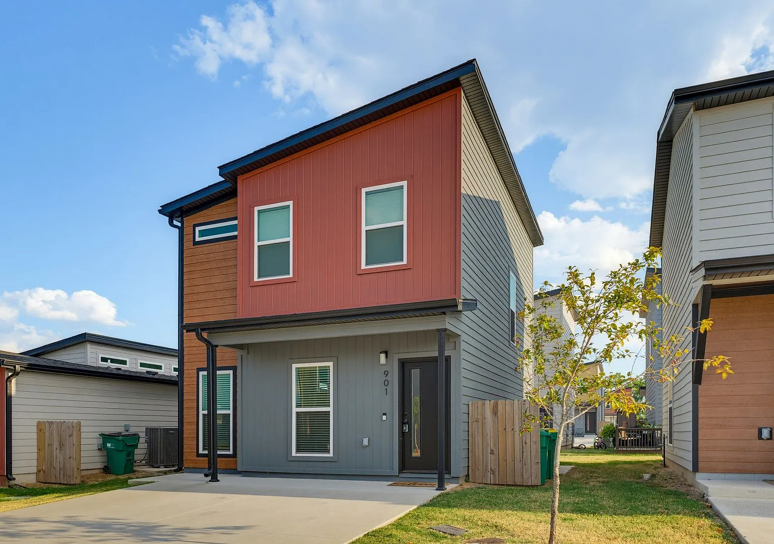 Low maintenance desirable living at Featherston Village — Photo 2