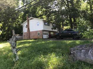 1101 Woodside Dr, Johnson City, TN 37604