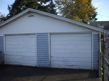 2nd image of 324 SW 136th St