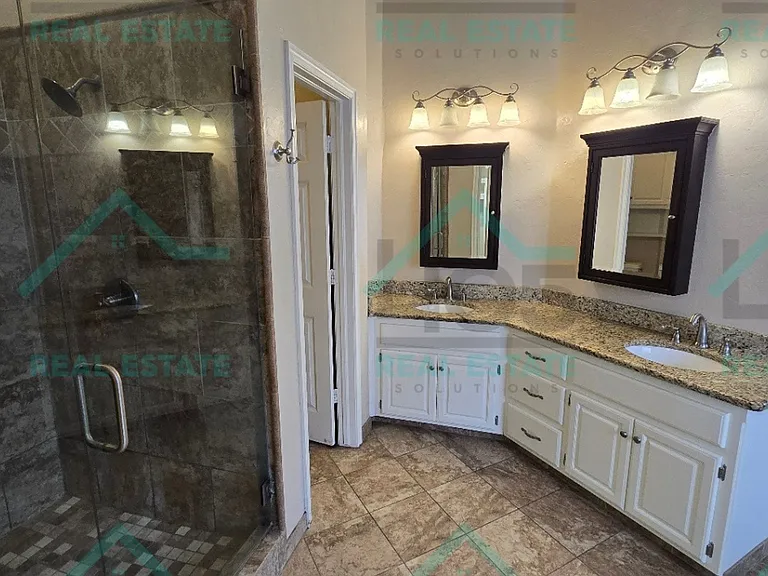 2500 Auburn Ct — Photo 17