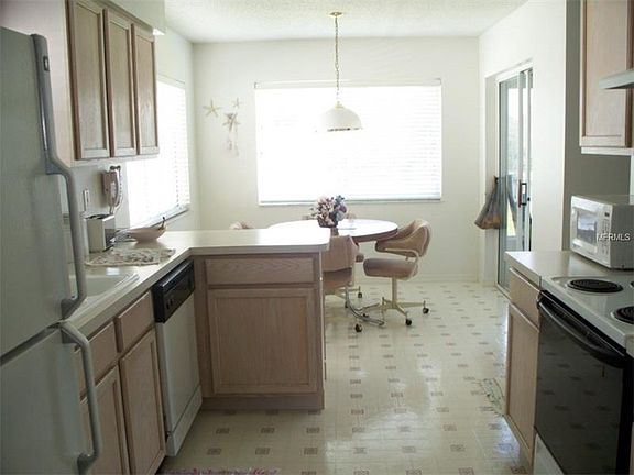 5th image of 32842 Timberwood Dr