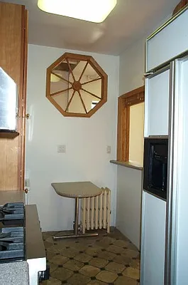 Rented by Tower Brokerage | media 68