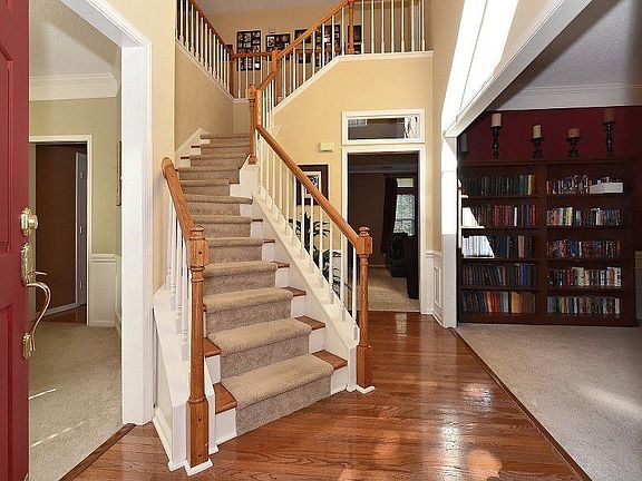 3rd image of 6222 Oxwynn Ln