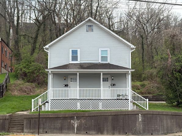 502 Main St