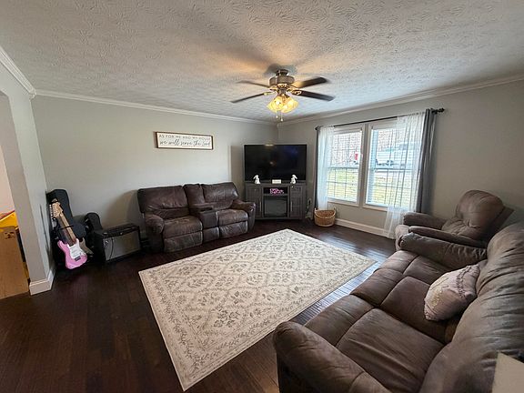 5th image of 235 Stony Brook Dr