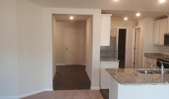 5th image of 9 Ord Ct #1