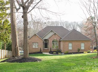 388 Ponderosa Cir, Mooresville, NC 28117