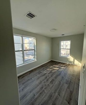 2nd image of 162 Sea Grass Ln #B