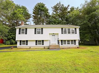 11 Borrows Rd, Foxboro, MA 02035
