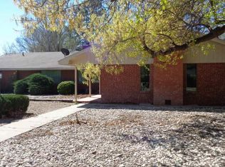 702 Sherrill Ln, Roswell, NM 88201