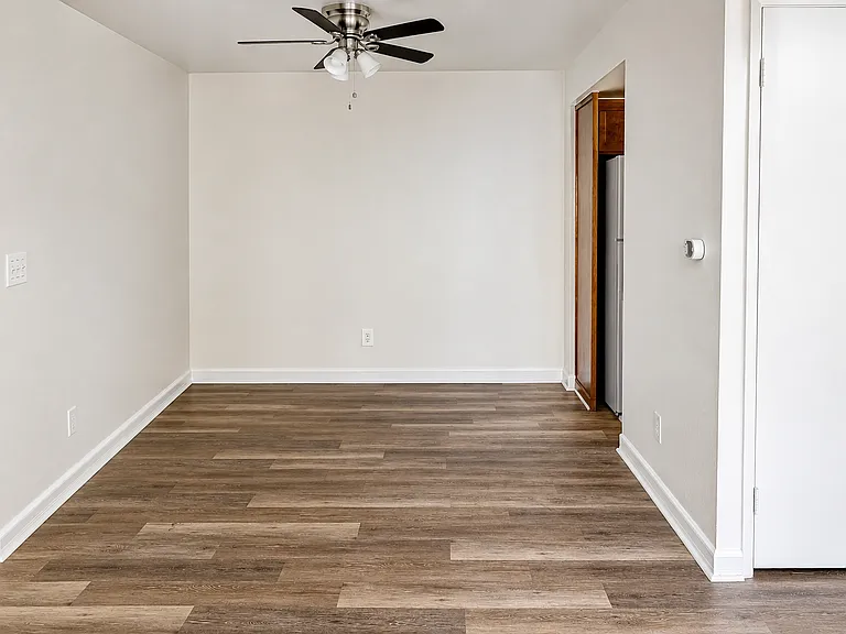 5543 Shasta Ln #4 — Photo 6