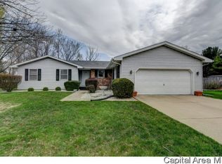 2421 Mayfair Rd, Springfield, IL 62703