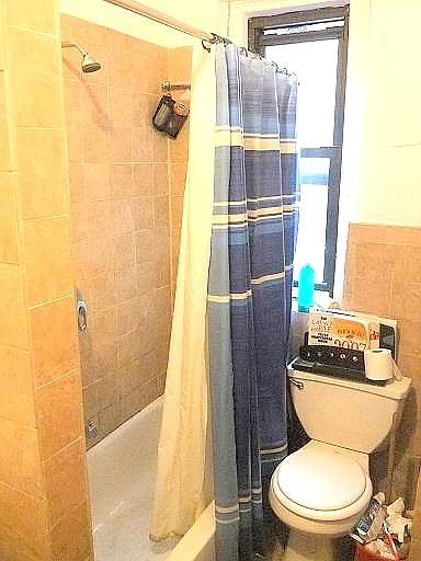 2nd image of 835 W 176th St APT Ab