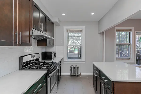 Rented by Modern Spaces | media 3