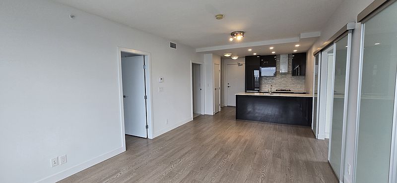 Vancouver Apartment for rent - 3 Bedrooms — photo 10