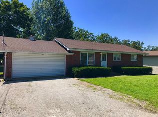 2910 Parthenon Dr, De Soto, MO 63020
