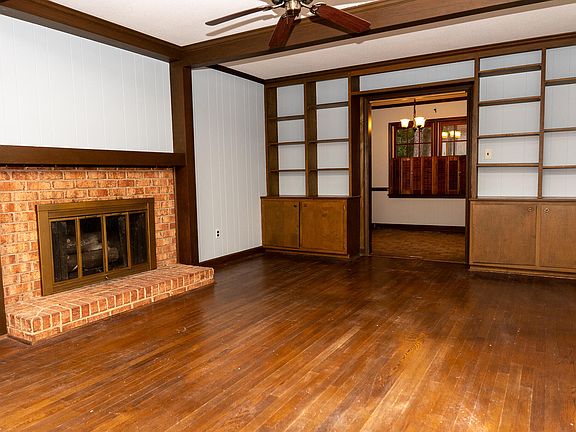4th image of 3130 Truitt Dr