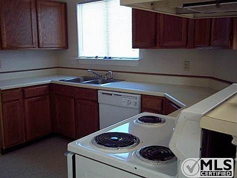 3rd image of 6708 Silver Sage Dr