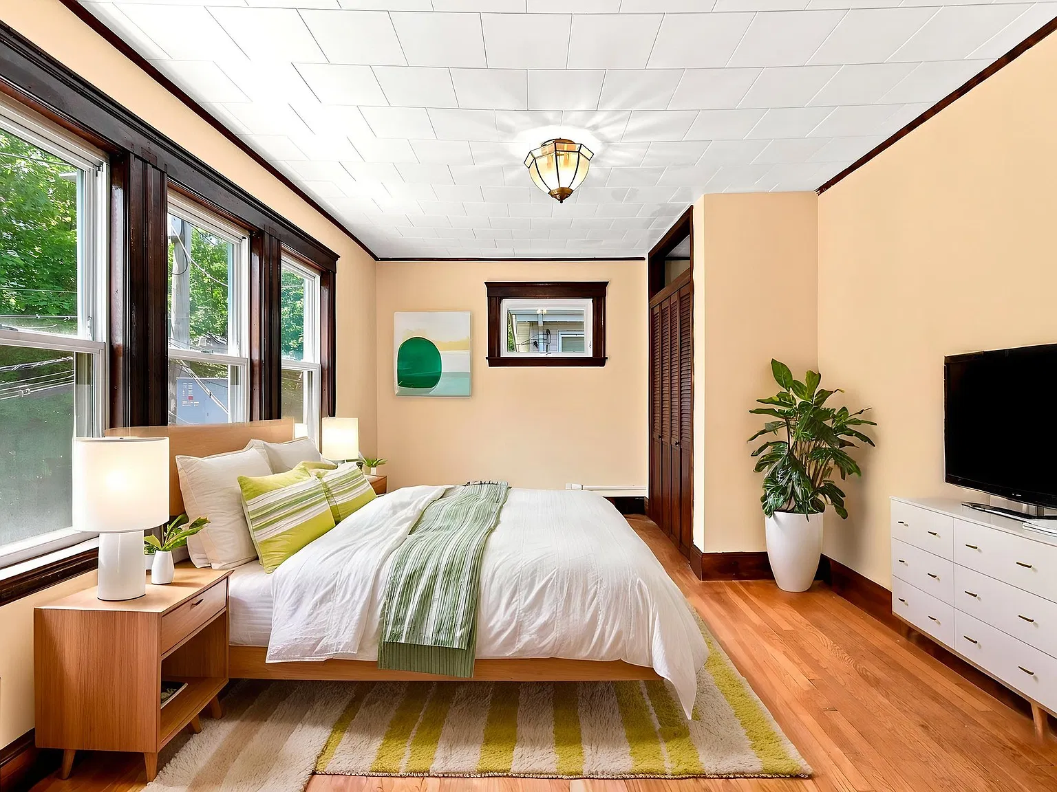4 bed, 1500 sqft, $3,800 — Photo 3