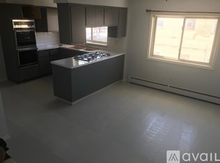 1400 N Hillside Ave APT 2S, Berkeley, IL 60163