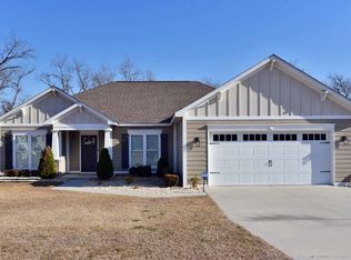 332 Buck Run Dr, Leesburg, GA 31763
