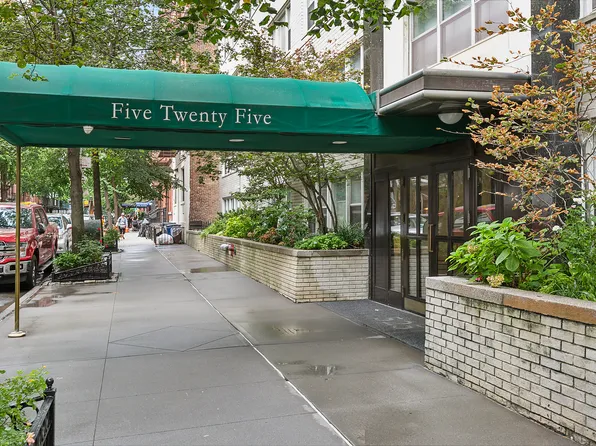 525 East 82nd Street image 11 of 11