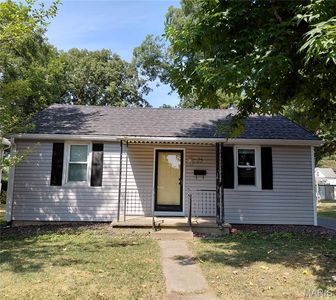 25 W Oak St, Mascoutah, IL, 62258